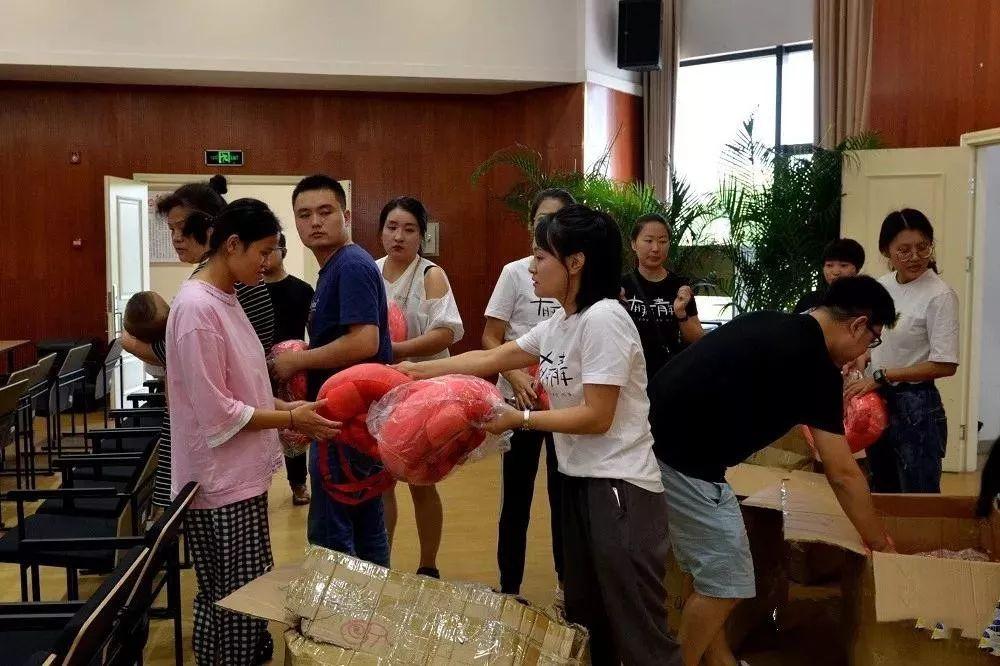 2025澳门免费材料资料警惕虚假宣传、全面解答与解释、构建解答解释落实